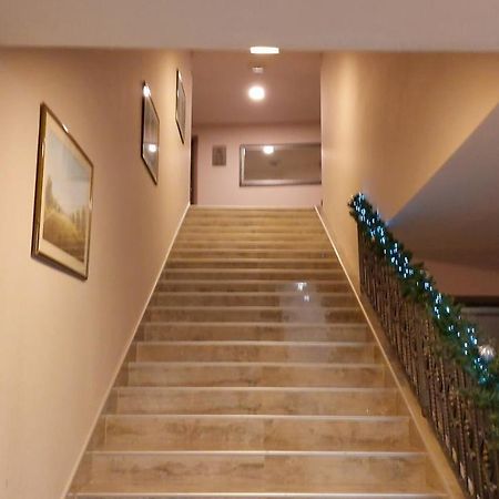 Hotel Admiral Вінковці Екстер'єр фото